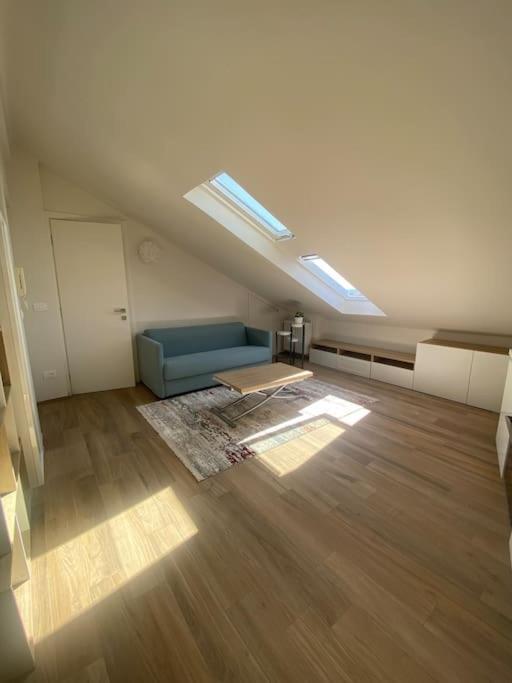 Deliziosa Mansarda Con Vista Panoramica Apartment Cuneo Exterior photo