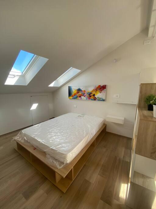 Deliziosa Mansarda Con Vista Panoramica Apartment Cuneo Exterior photo