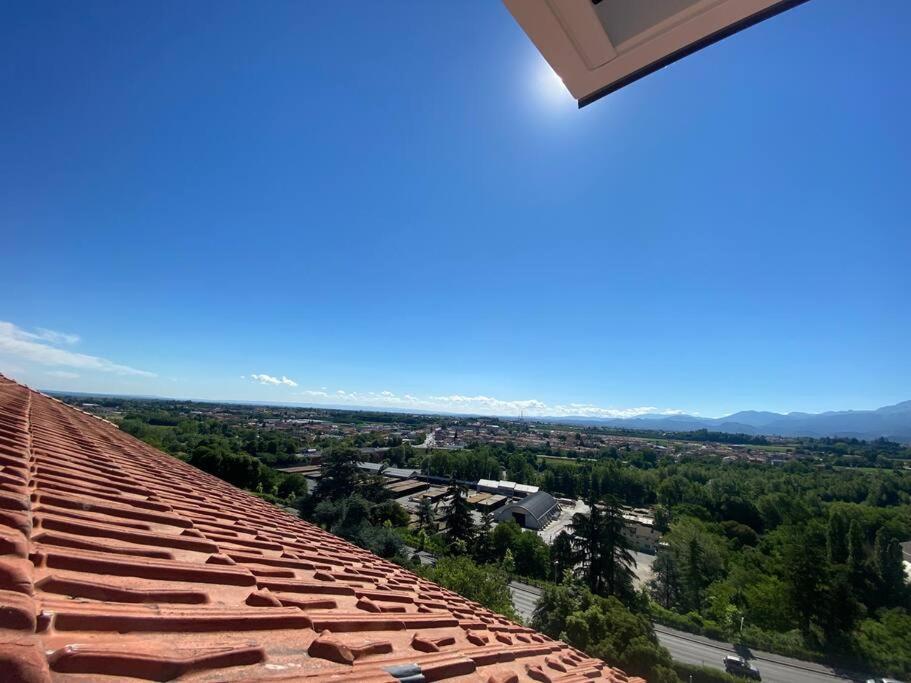 Deliziosa Mansarda Con Vista Panoramica Apartment Cuneo Exterior photo